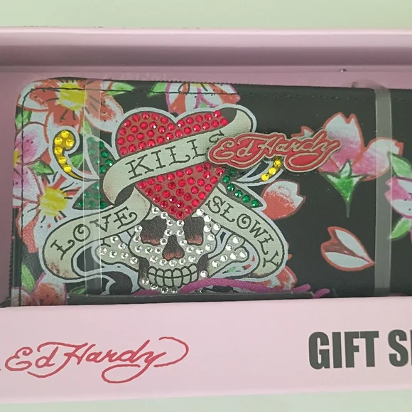 New Ed Hardy Ringtone Floral Zip Wallet Set - Picture 2 of 3